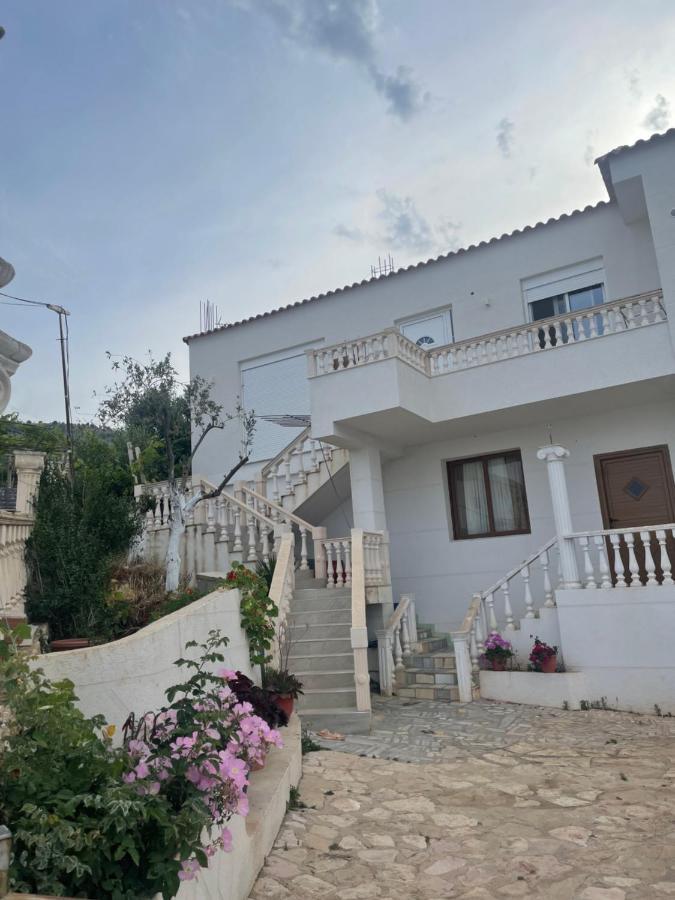 Ana&endri's Summer Apartment
